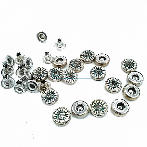 Cam Taşlı Güneş Tasarımlı Rivet 10 mm 16 boy  R0032